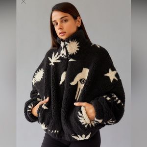 UO Olivia Sherpa fleece jacket